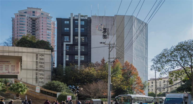上海長寧德必易園招商特惠，出租招租電話直連夢想辦公地！
