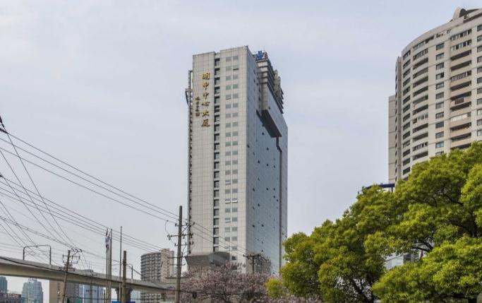 上海明申中心大廈周邊配套完善，生活辦公兩不誤
