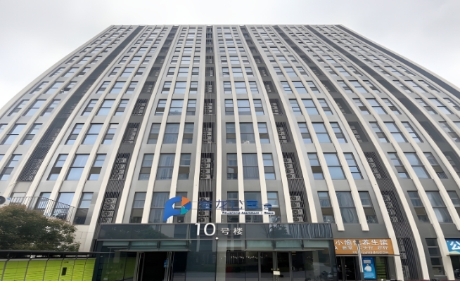 上海九亭核心區整棟公寓出售！黃金地段優享品質居住辦公空間